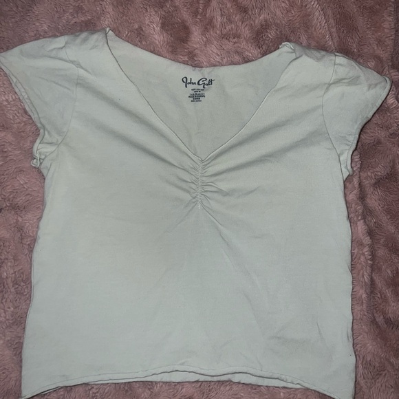 Light green Ruched V-Neck Tee - Picture 2 of 2